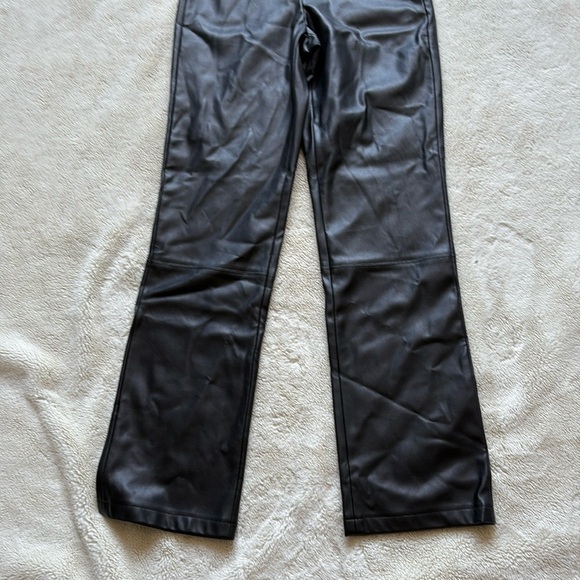 BB Dakota Faux Leather Straight-Leg Pants – Size XS | NWT | Sleek Street Style - Picture 3 of 5